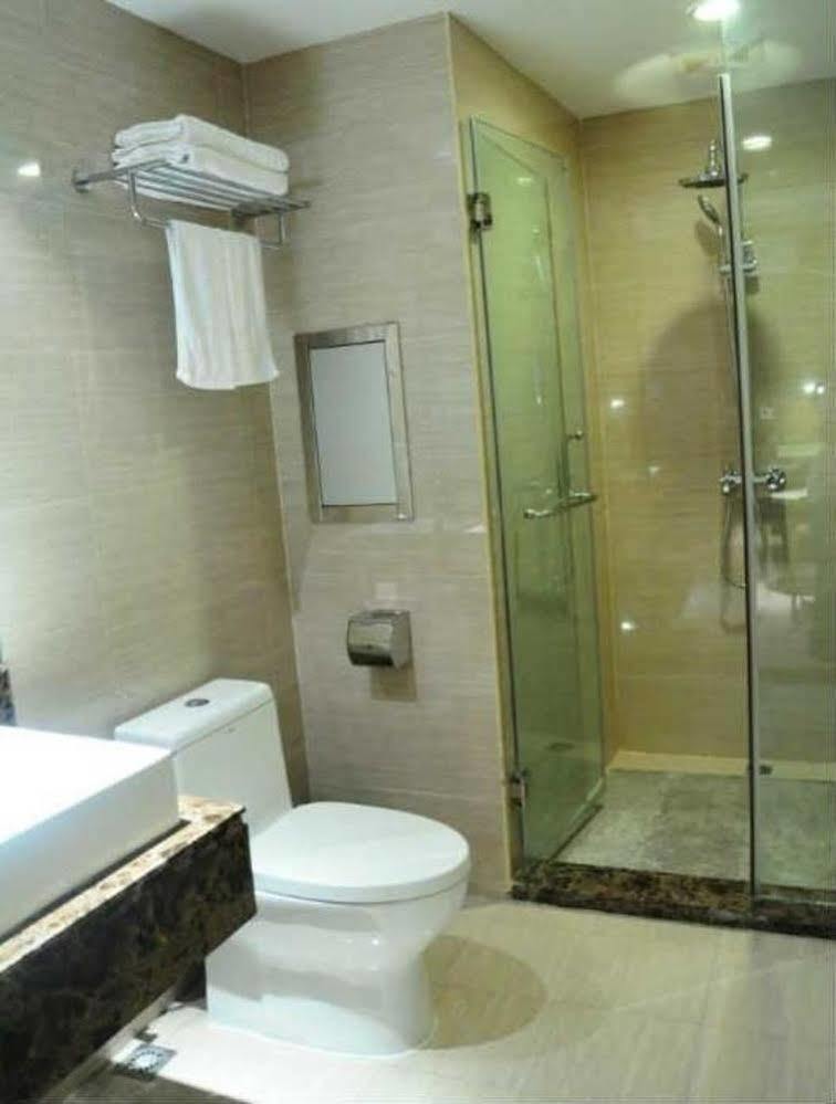 Ronghe Holiday Hotel Shiyan (Hubei) Exterior foto